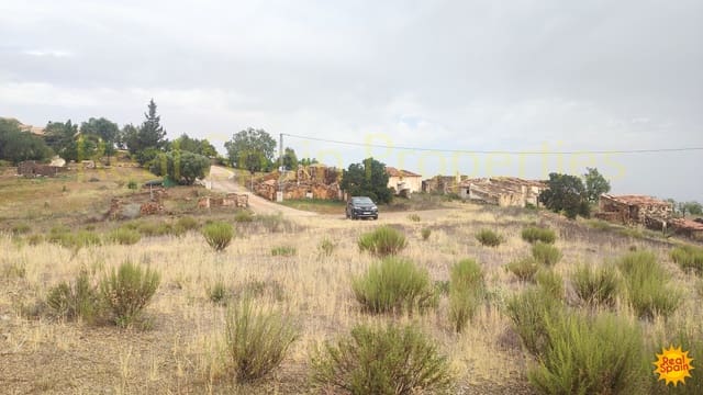Undeveloped Land for sale in Vélez-Blanco - € 29,000 (Ref: 8417205)