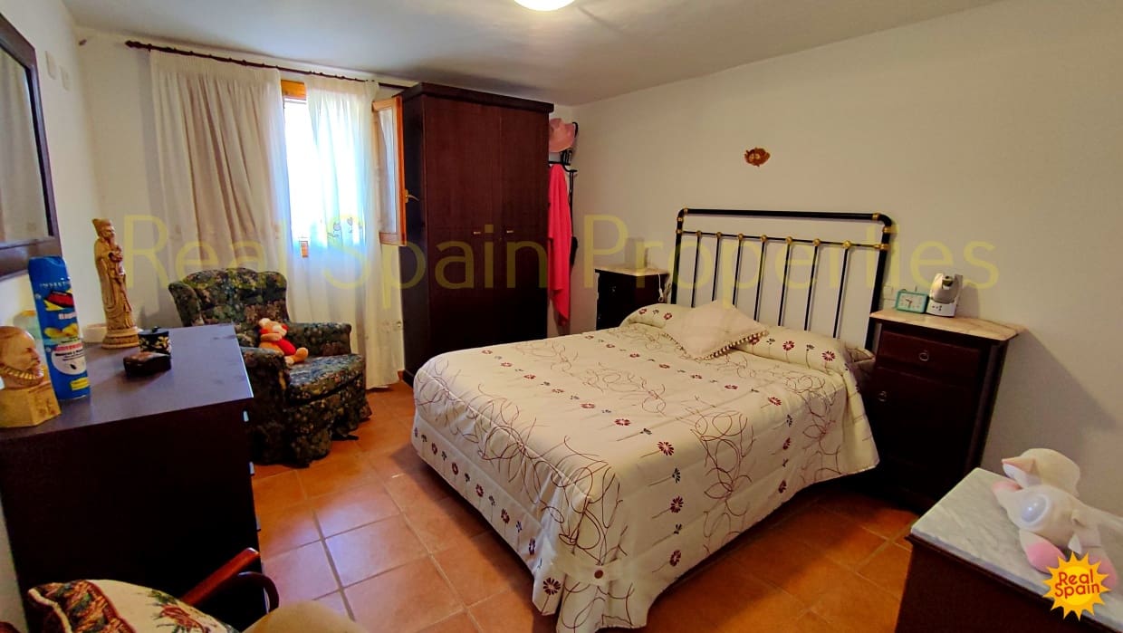 5 soveværelse Finca/Landehus til salg i Velez-Rubio med swimmingpool - € 429.000 (Ref: 8417208)