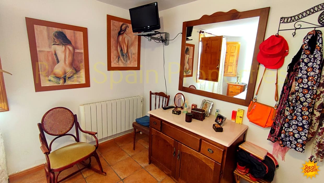 5 soveværelse Finca/Landehus til salg i Velez-Rubio med swimmingpool - € 429.000 (Ref: 8417208)