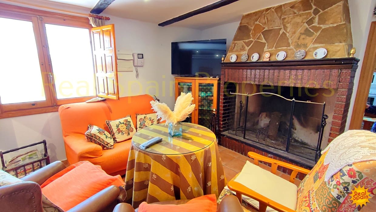 5 soveværelse Finca/Landehus til salg i Velez-Rubio med swimmingpool - € 429.000 (Ref: 8417208)