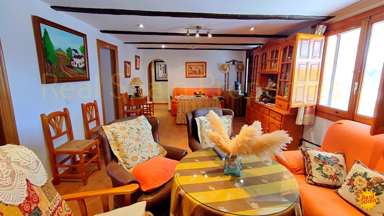 5 soveværelse Finca/Landehus til salg i Velez-Rubio med swimmingpool - € 429.000 (Ref: 8417208)