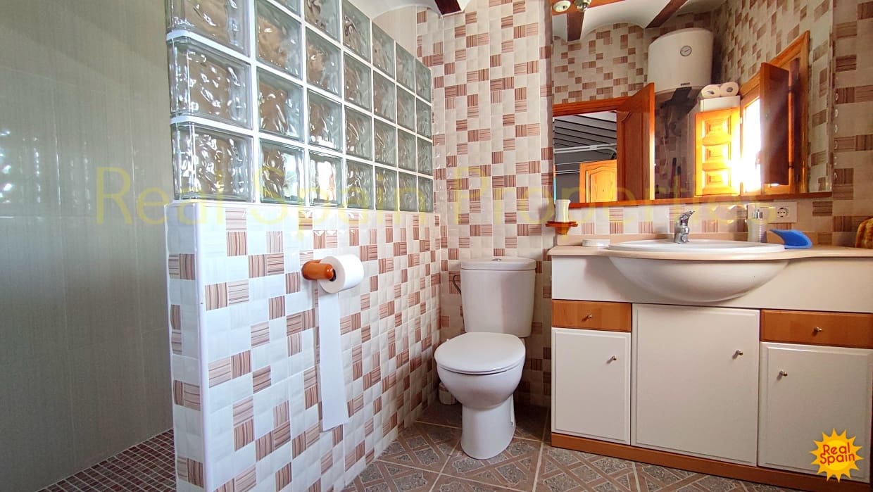 5 soveværelse Finca/Landehus til salg i Velez-Rubio med swimmingpool - € 429.000 (Ref: 8417208)