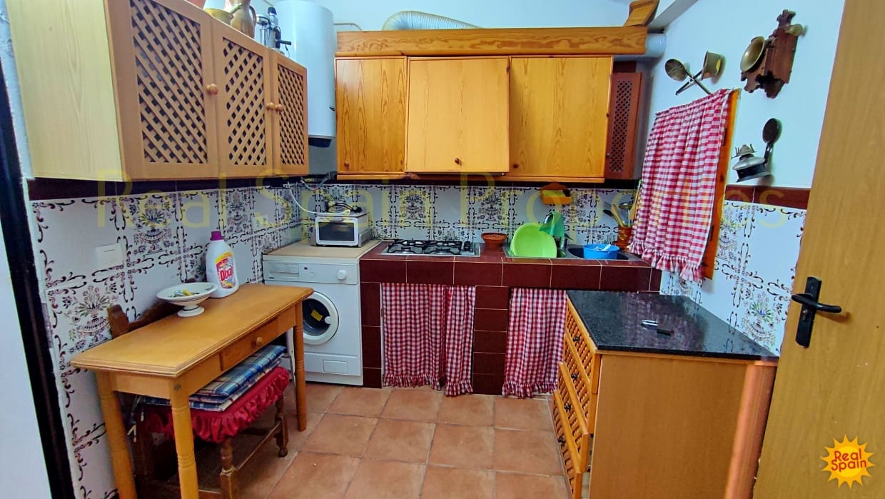 5 soveværelse Finca/Landehus til salg i Velez-Rubio med swimmingpool - € 429.000 (Ref: 8417208)