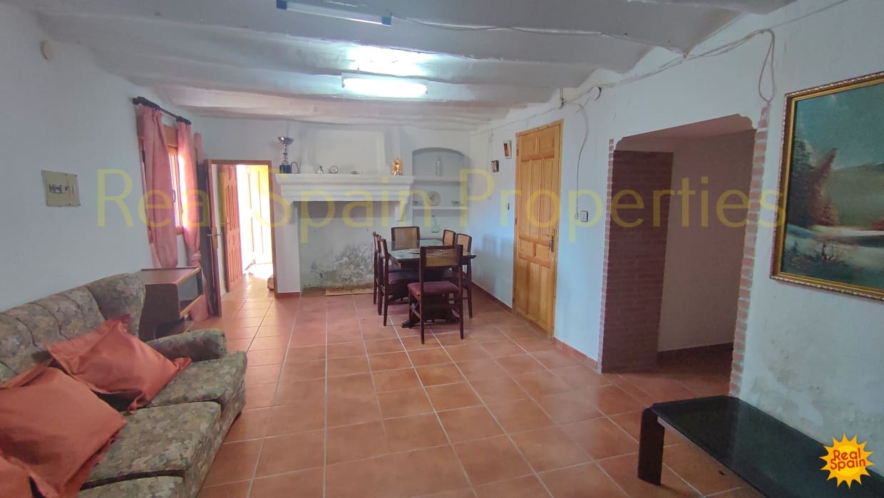 4 bedroom Finca/Country House for sale in Chirivel - € 159,000 (Ref: 8417209)