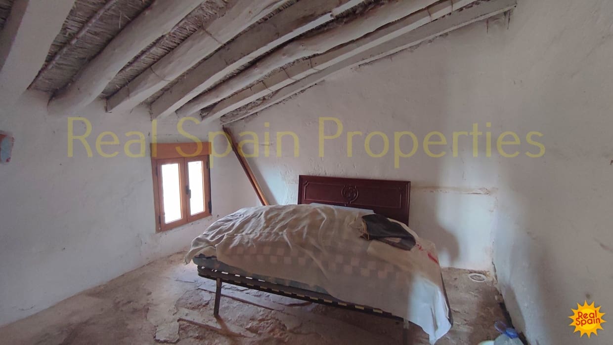 4 bedroom Finca/Country House for sale in Chirivel - € 159,000 (Ref: 8417209)