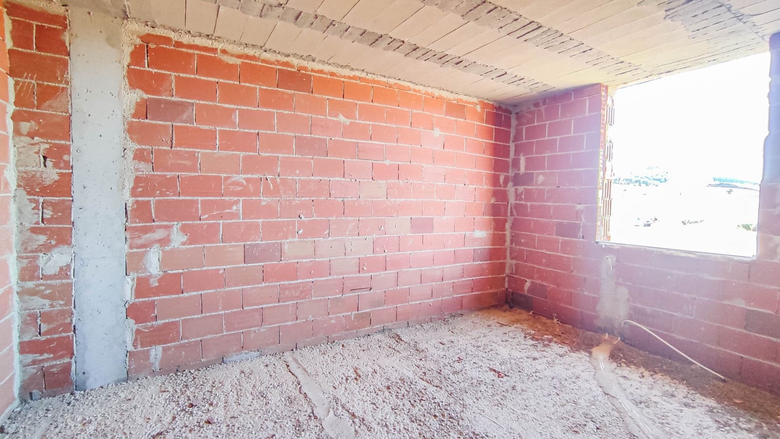 3 slaapkamer Villa te koop in La Hoya - € 90.000 (Ref: 8417212)