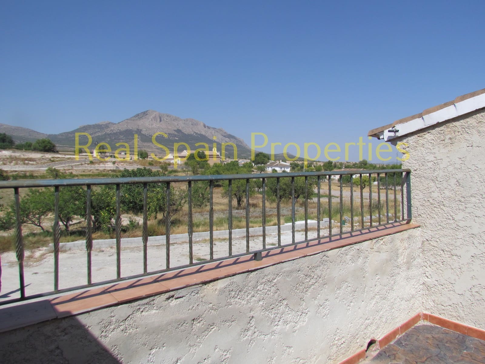 3 bedroom Finca/Country House for sale in Velez-Rubio with pool - € 200,000 (Ref: 8417220)