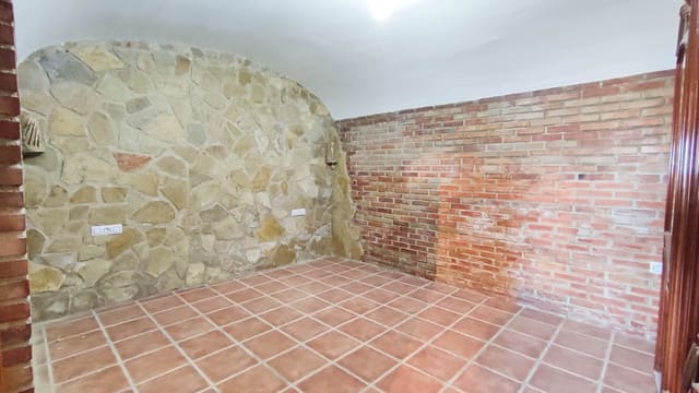 3 slaapkamer Grotwoning te koop in Vélez-Rubio - € 90.000 (Ref: 8417224)