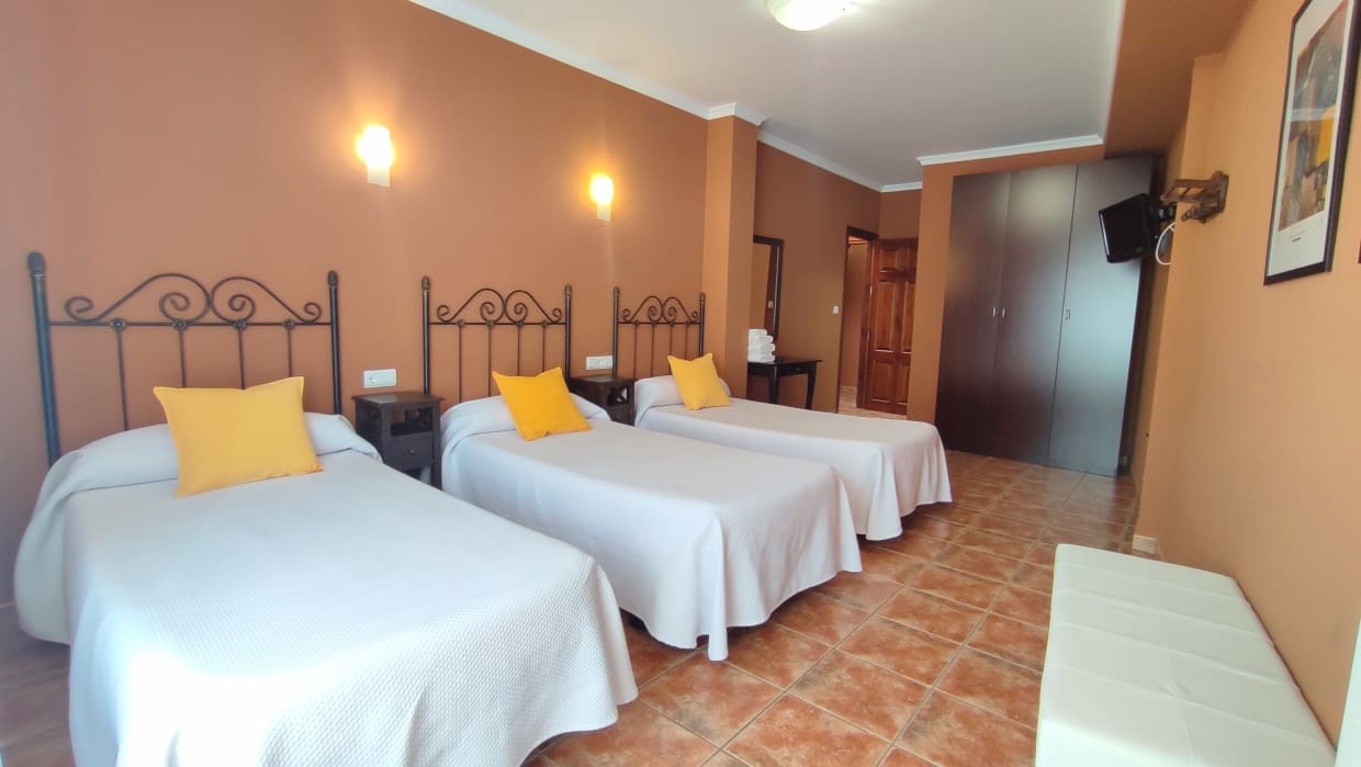 6 soveværelse Finca/Landehus til salg i Velez-Rubio med swimmingpool - € 579.900 (Ref: 8417226)