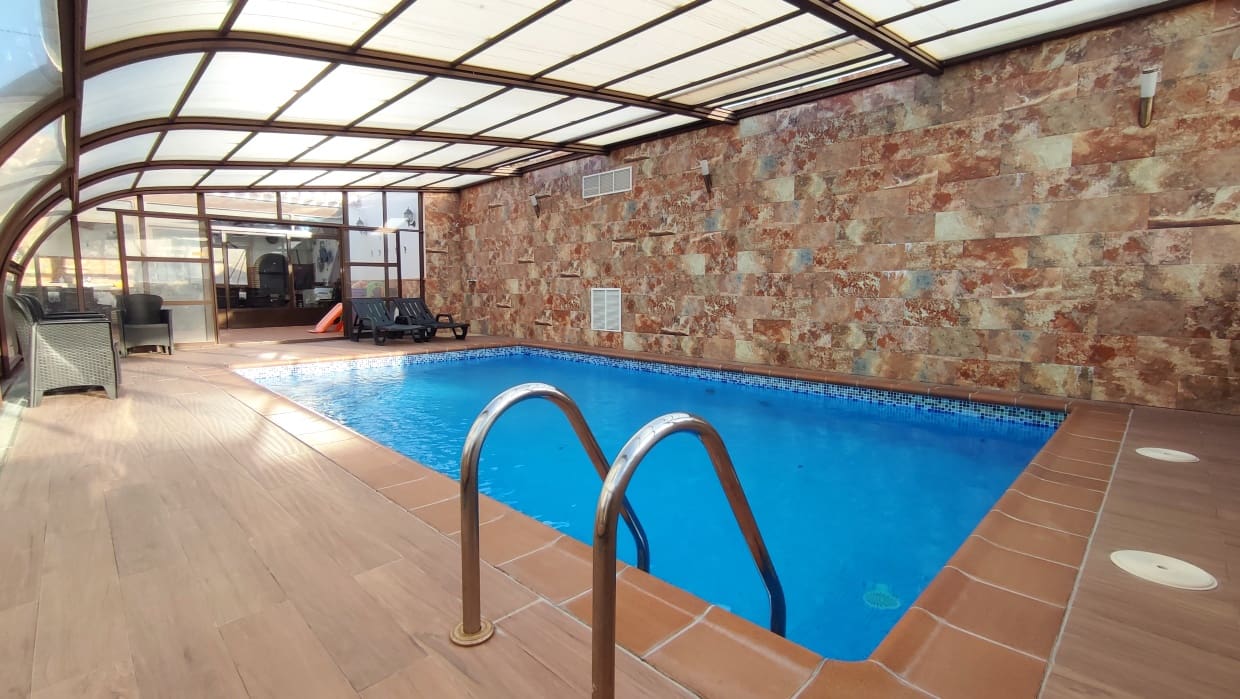 6 soveværelse Finca/Landehus til salg i Velez-Rubio med swimmingpool - € 579.900 (Ref: 8417226)