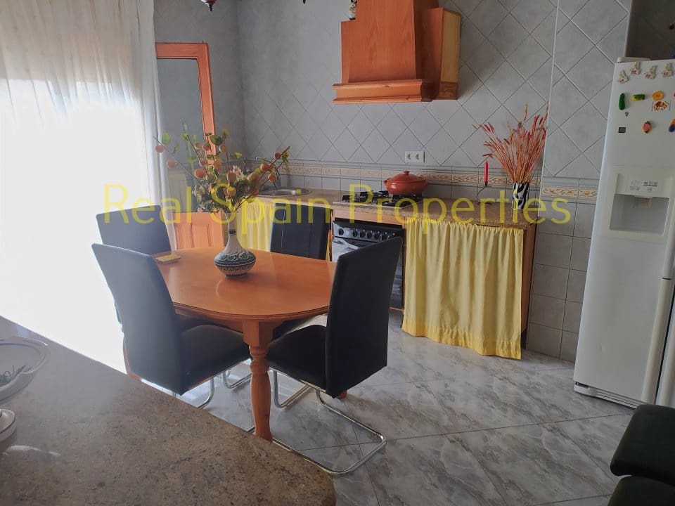 5 soveværelse Byhus til salg i Velez-Rubio - € 249.000 (Ref: 8417229)