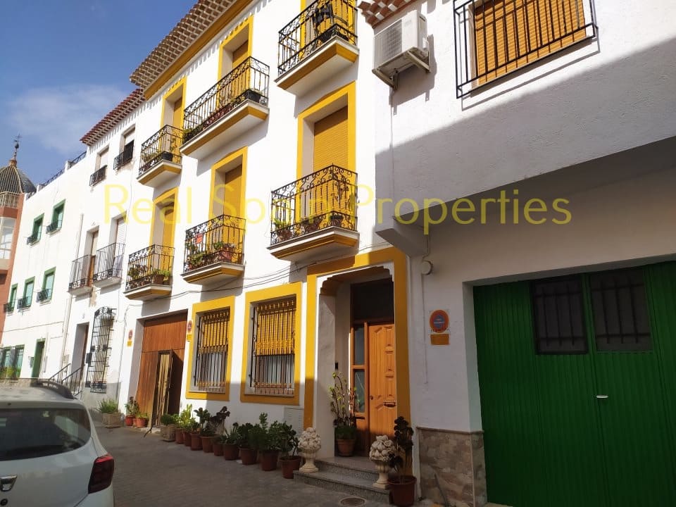 5 soveværelse Byhus til salg i Velez-Rubio - € 249.000 (Ref: 8417229)