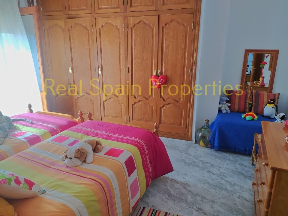 5 soveværelse Byhus til salg i Velez-Rubio - € 249.000 (Ref: 8417229)