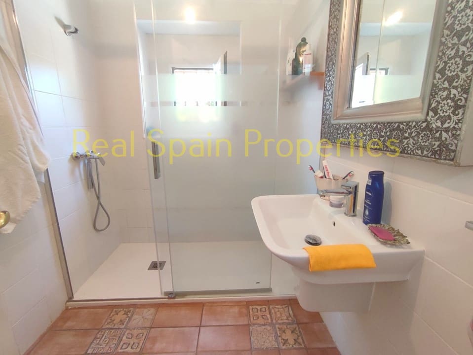 4 soverom Kommersiell til salgs i Taberno - € 450 000 (Ref: 8417231)