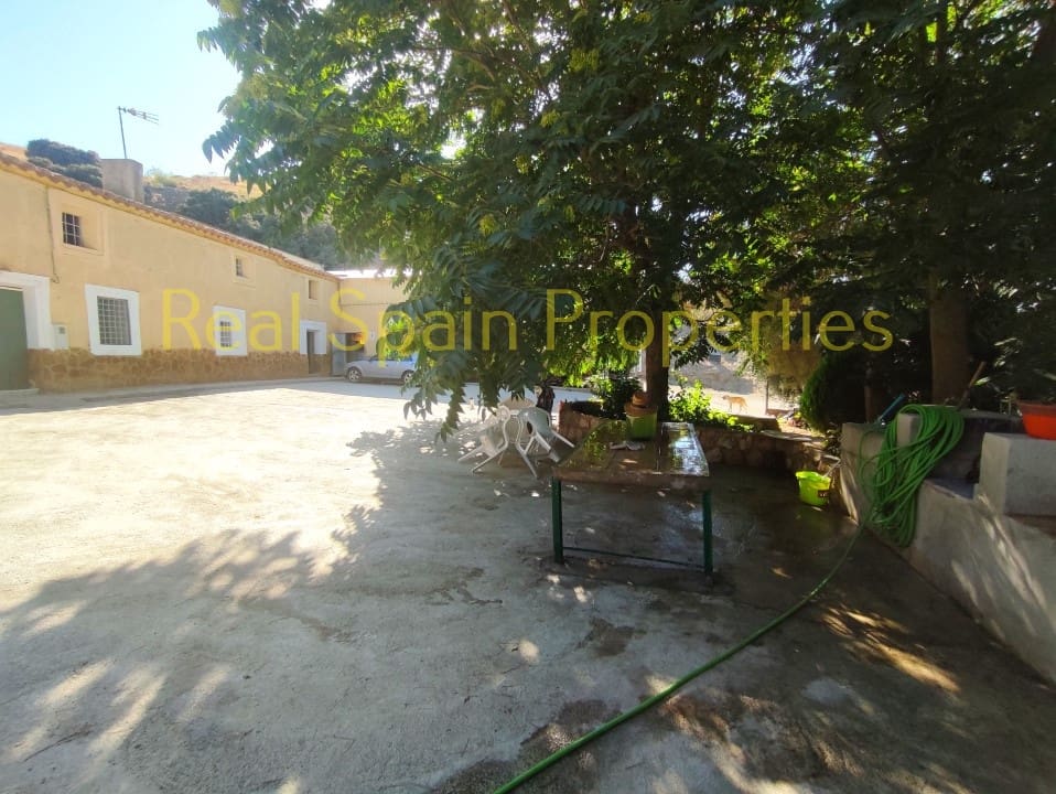 4 soverom Kommersiell til salgs i Taberno - € 450 000 (Ref: 8417231)