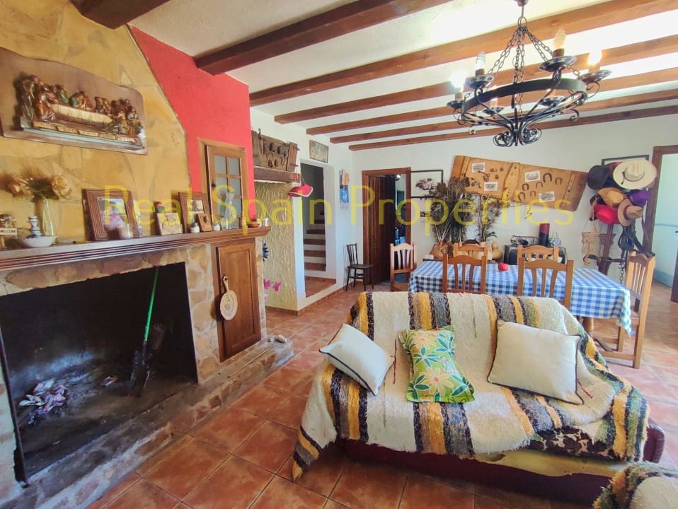 3 soverom Finca/Herregård til salgs i Velez-Blanco med svømmebasseng - € 360 000 (Ref: 8417232)