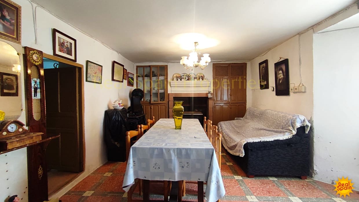 3 soveværelse Byhus til salg i Velez-Blanco - € 38.000 (Ref: 8417234)