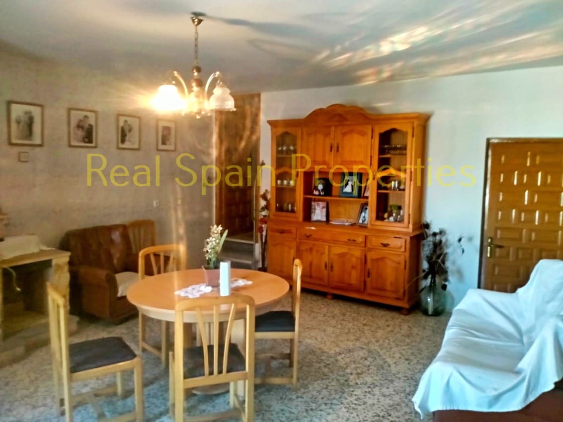 5 soveværelse Byhus til salg i Los Cerricos - € 89.000 (Ref: 8417237)