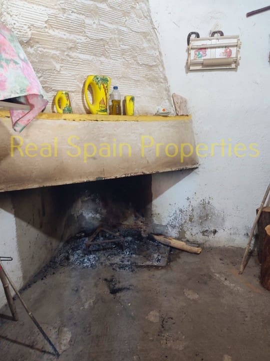 5 soveværelse Byhus til salg i Los Cerricos - € 89.000 (Ref: 8417237)