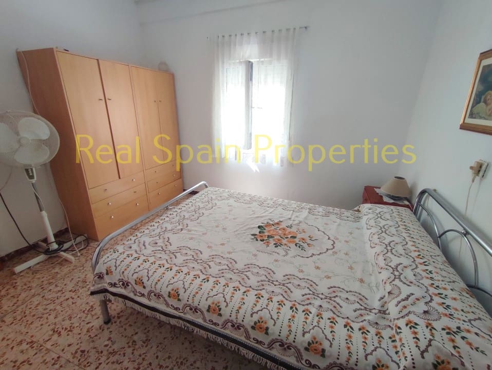 5 soveværelse Byhus til salg i Los Cerricos - € 89.000 (Ref: 8417237)