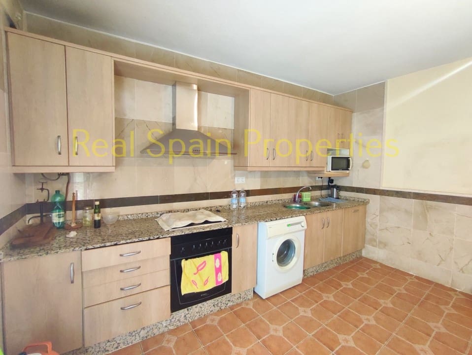 5 soveværelse Byhus til salg i Los Cerricos - € 89.000 (Ref: 8417237)