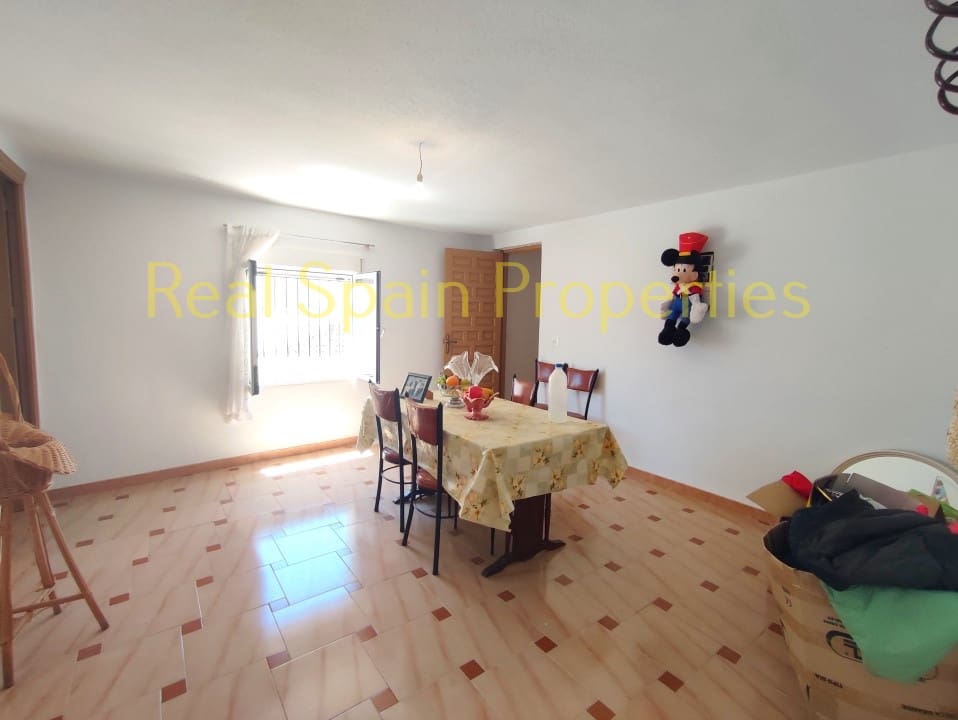 5 soveværelse Byhus til salg i Los Cerricos - € 89.000 (Ref: 8417237)