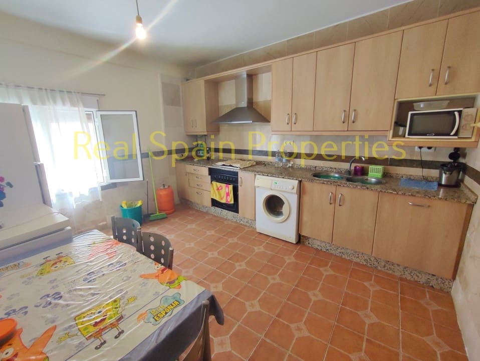 5 soveværelse Byhus til salg i Los Cerricos - € 89.000 (Ref: 8417237)