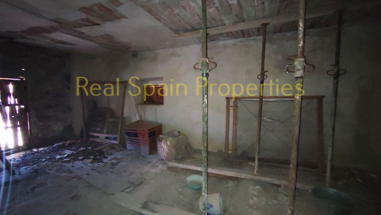 10 soveværelse Byhus til salg i Venta Quemada - € 79.900 (Ref: 8417240)