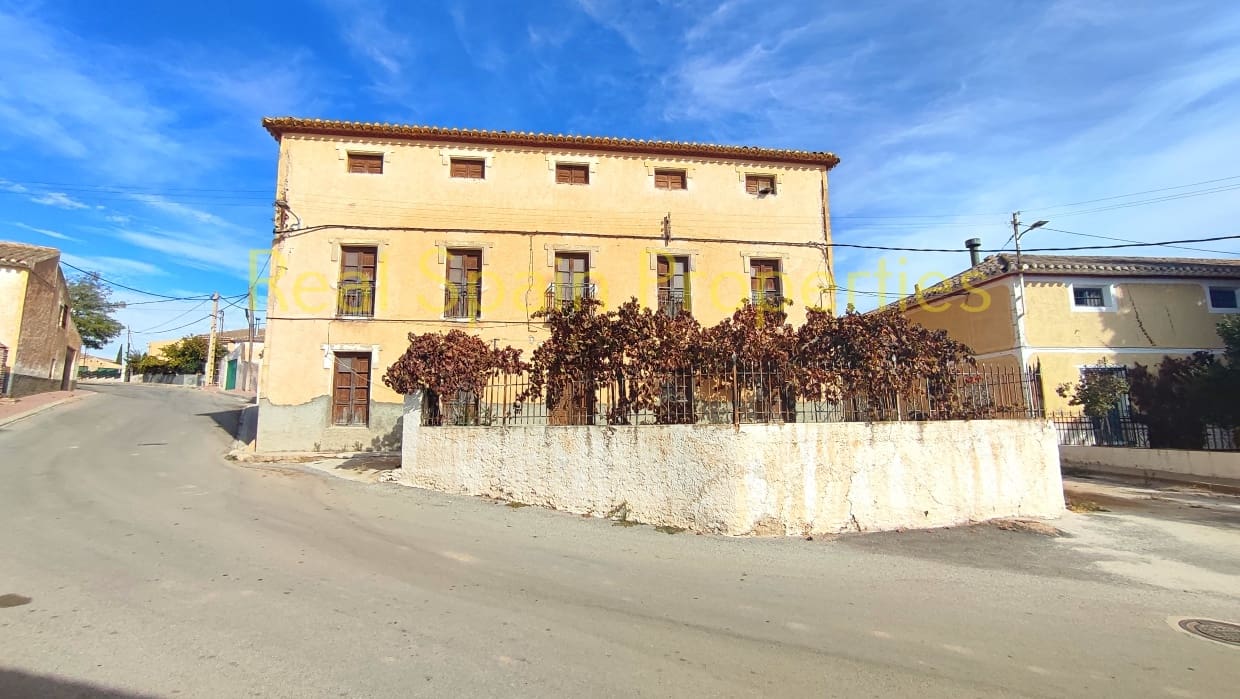 10 soveværelse Byhus til salg i Venta Quemada - € 79.900 (Ref: 8417240)