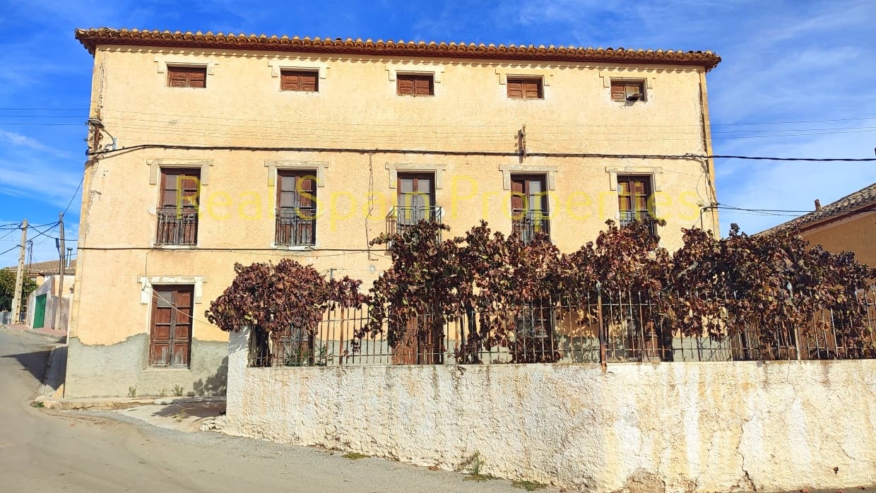 10 soveværelse Byhus til salg i Venta Quemada - € 79.900 (Ref: 8417240)