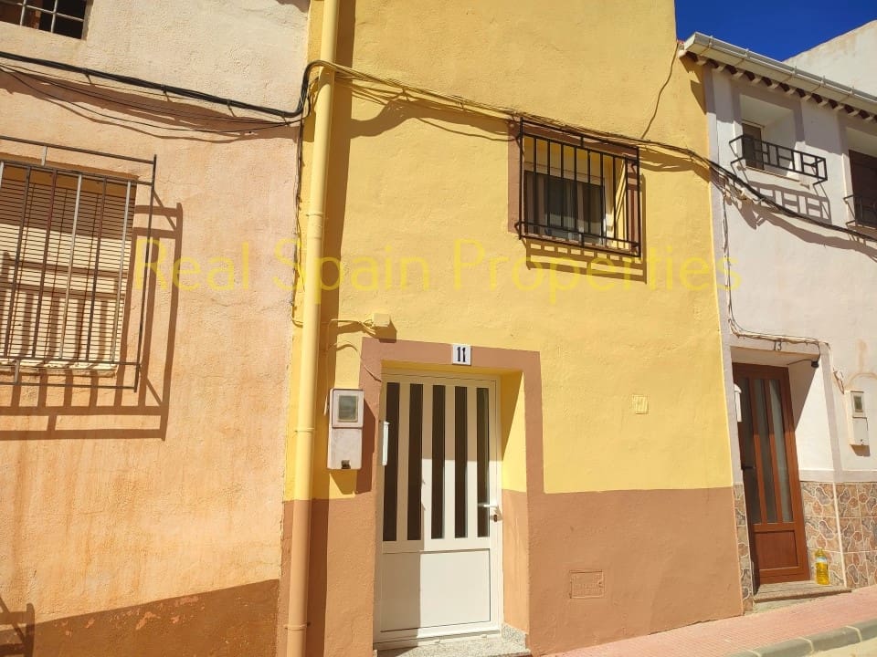 2 soveværelse Byhus til salg i Maria - € 39.950 (Ref: 8417242)