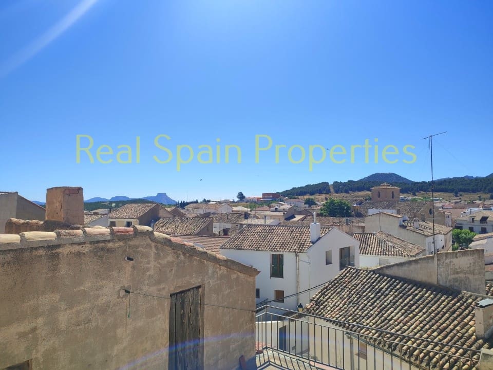 2 soveværelse Byhus til salg i Maria - € 39.950 (Ref: 8417242)