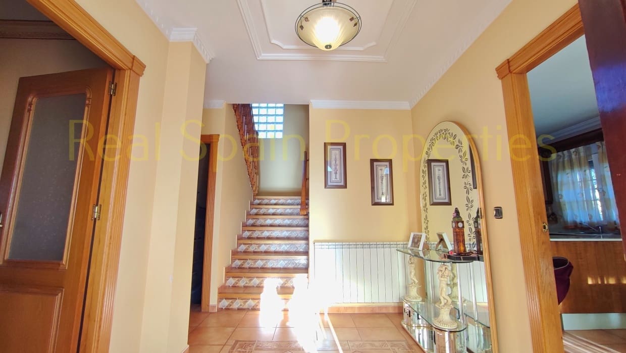 5 sovrum Villa till salu i Velez-Rubio med pool - 315 000 € (Ref: 8417245)