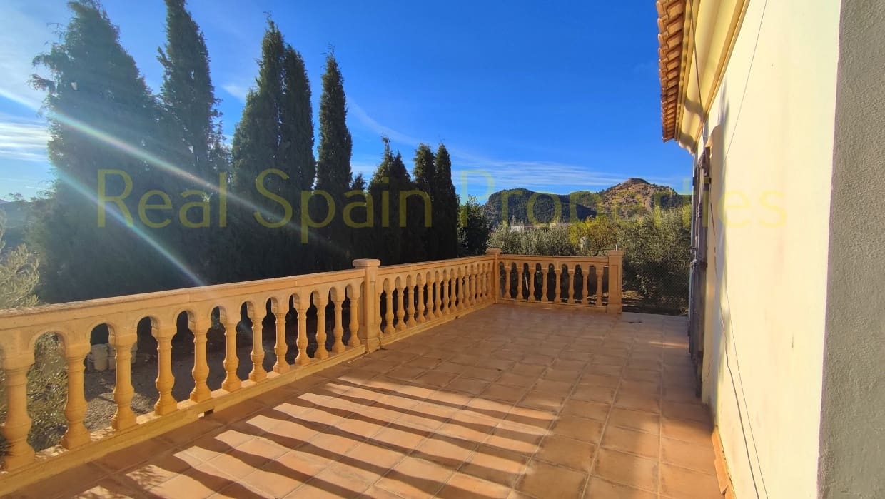 5 sovrum Villa till salu i Velez-Rubio med pool - 315 000 € (Ref: 8417245)