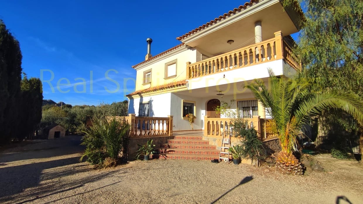 5 sovrum Villa till salu i Velez-Rubio med pool - 315 000 € (Ref: 8417245)