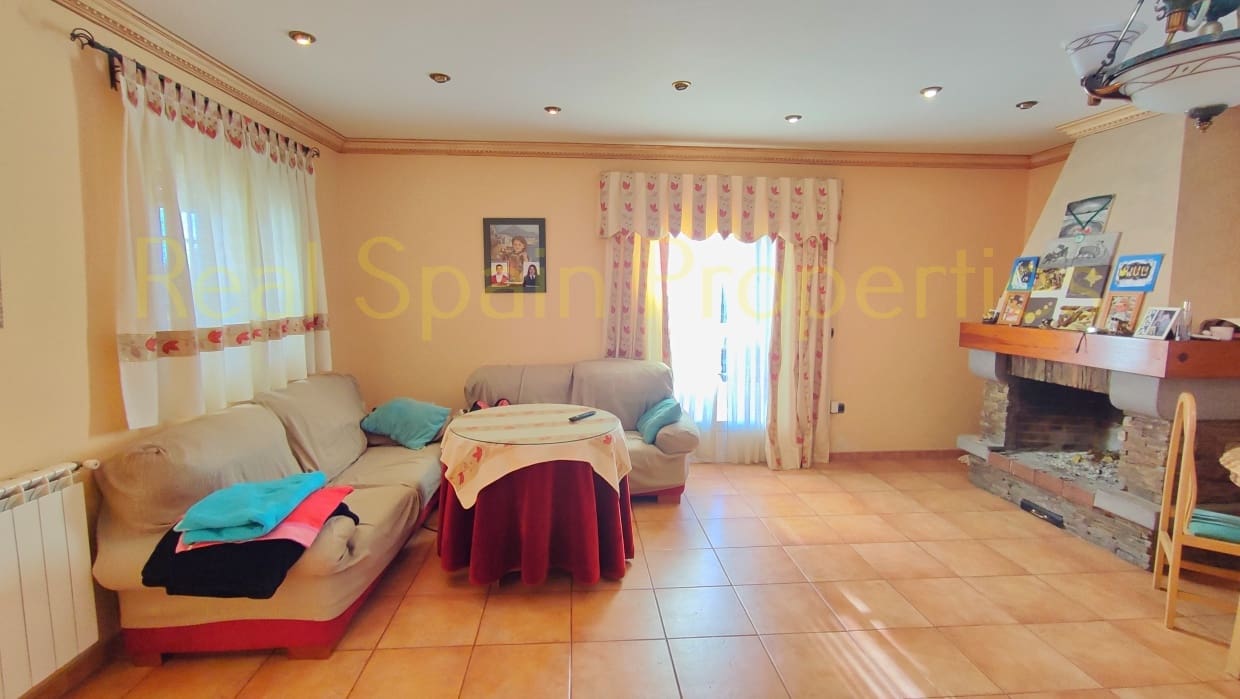 5 sovrum Villa till salu i Velez-Rubio med pool - 315 000 € (Ref: 8417245)