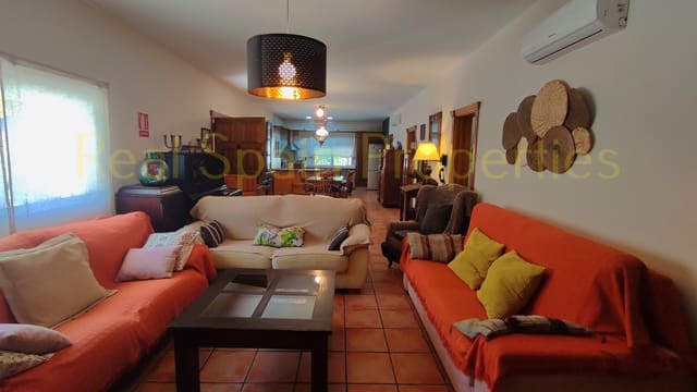 4 soveværelse Finca/Landehus til salg i Vélez-Blanco med swimmingpool - € 530.000 (Ref: 8417246)