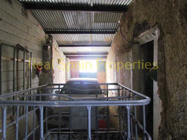 5 slaapkamer Finca/Landhuis te koop in Vélez-Blanco - € 39.000 (Ref: 8417248)