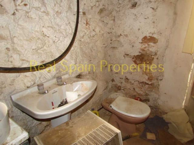 5 slaapkamer Finca/Landhuis te koop in Vélez-Blanco - € 39.000 (Ref: 8417248)