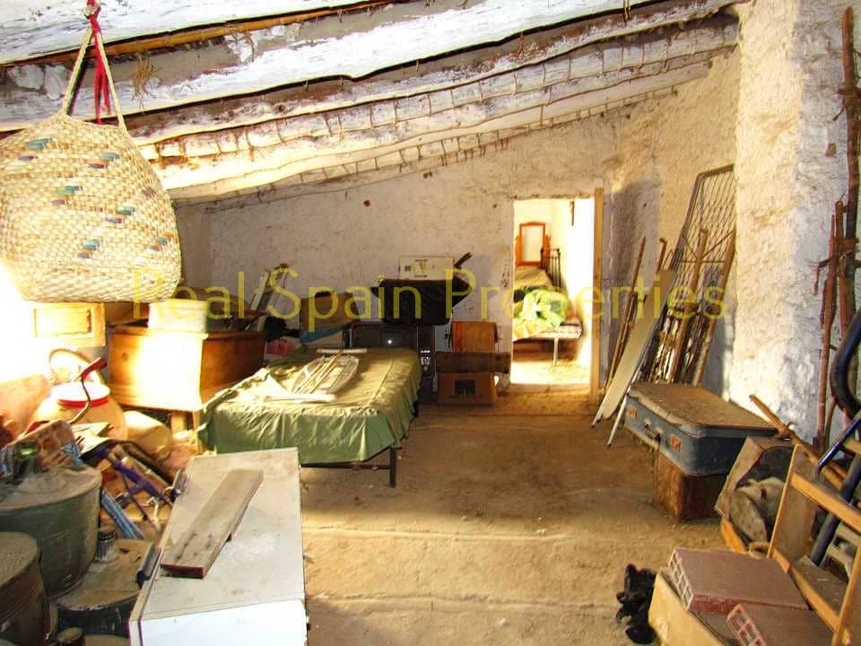 5 slaapkamer Finca/Landhuis te koop in Velez-Blanco - € 39.000 (Ref: 8417248)