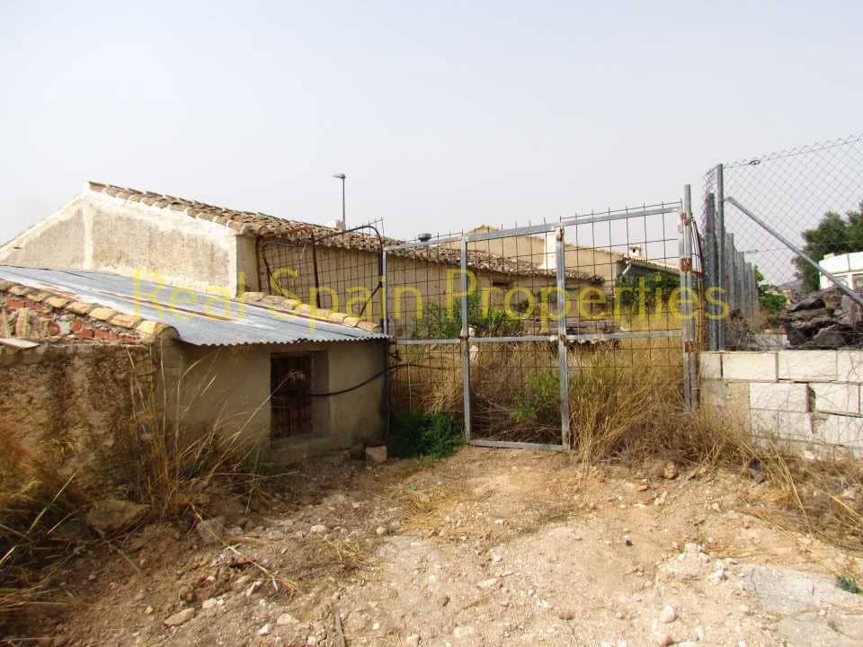 5 slaapkamer Finca/Landhuis te koop in Velez-Blanco - € 39.000 (Ref: 8417248)