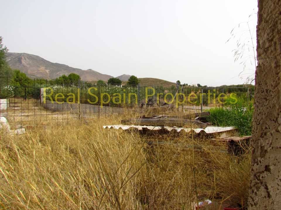 5 slaapkamer Finca/Landhuis te koop in Velez-Blanco - € 39.000 (Ref: 8417248)