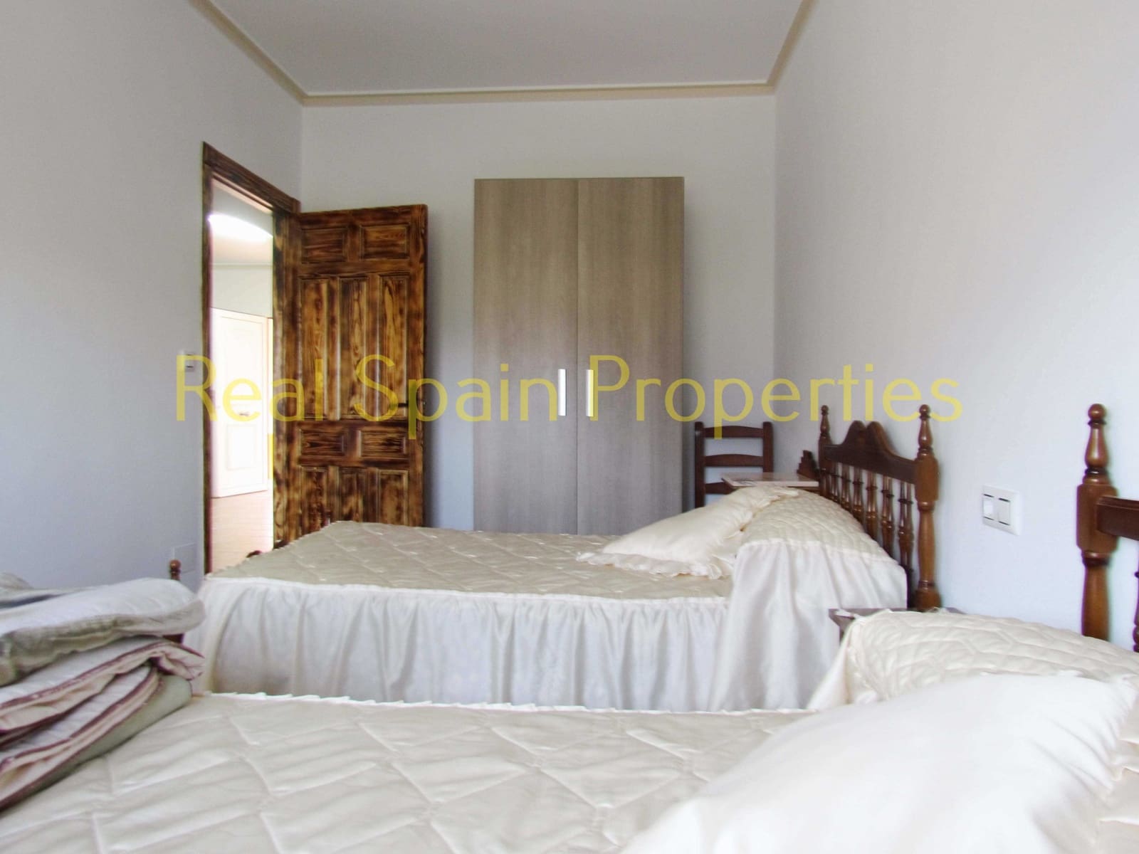 3 bedroom Finca/Country House for sale in Velez-Blanco - € 245,000 (Ref: 8417249)