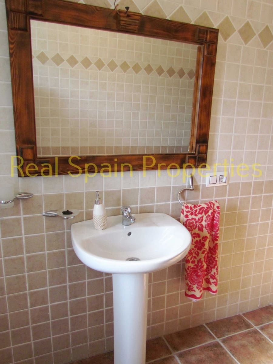3 bedroom Finca/Country House for sale in Velez-Blanco - € 245,000 (Ref: 8417249)