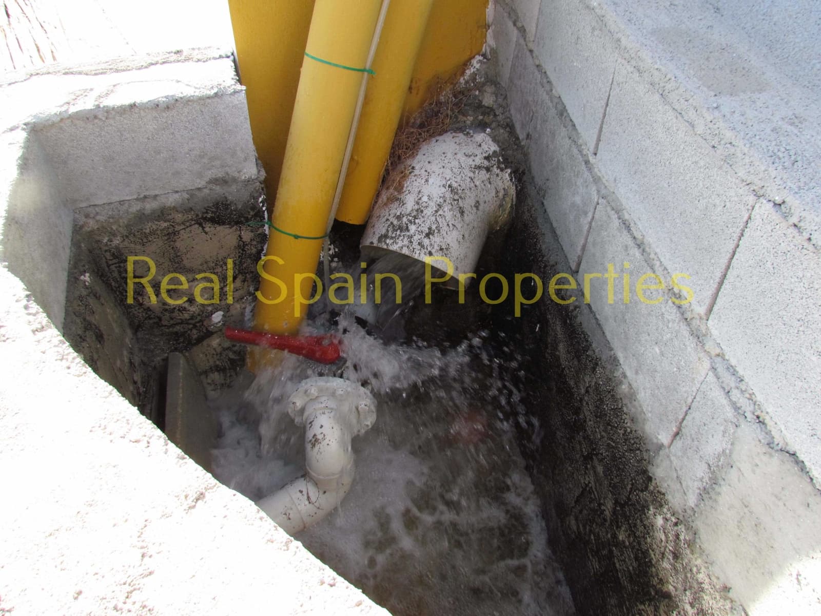 3 bedroom Finca/Country House for sale in Velez-Blanco - € 245,000 (Ref: 8417249)