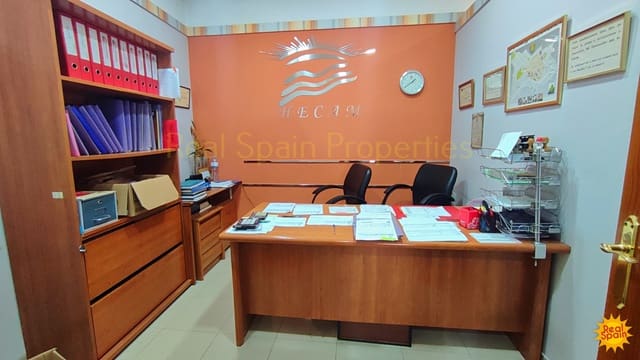 Erhverv til salg i Vélez-Rubio - € 99.900 (Ref: 8417256)