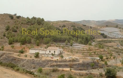 12 sovrum Finca/Hus på landet till salu i Velez-Rubio - 175 000 € (Ref: 8417259)