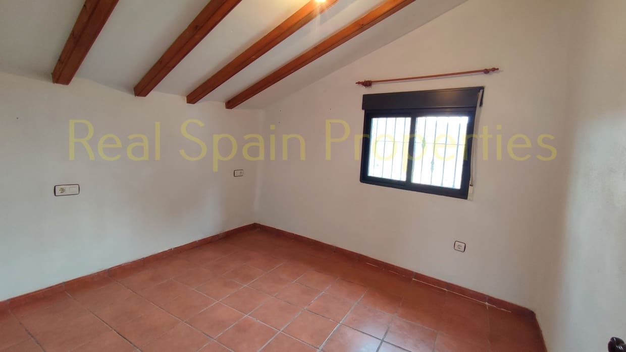 4 soveværelse Finca/Landehus til salg i Velez-Rubio - € 125.000 (Ref: 8417260)