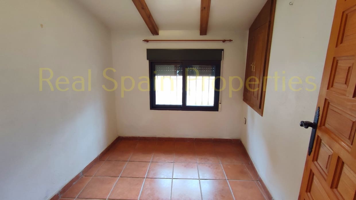 4 soveværelse Finca/Landehus til salg i Velez-Rubio - € 125.000 (Ref: 8417260)