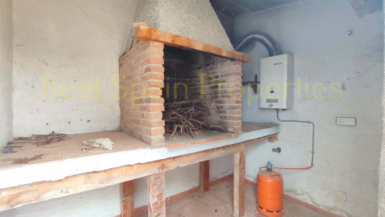 4 soveværelse Finca/Landehus til salg i Velez-Rubio - € 125.000 (Ref: 8417260)